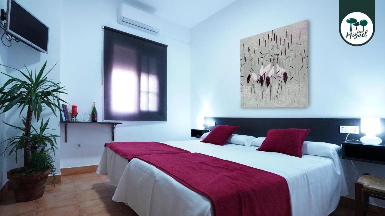 Hostal Rte. Casa Miguel Matalascanas Bagian luar foto